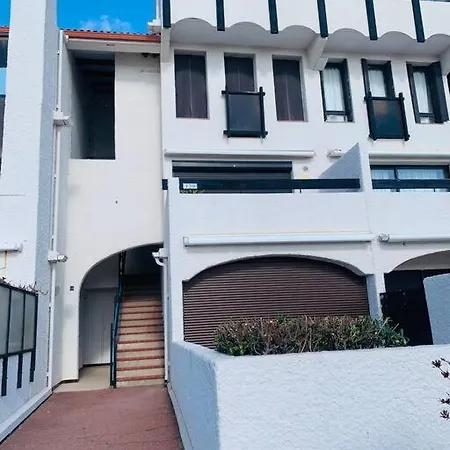 Vue Imprenable Sur Le Marin A Cap Couladere Apartamento